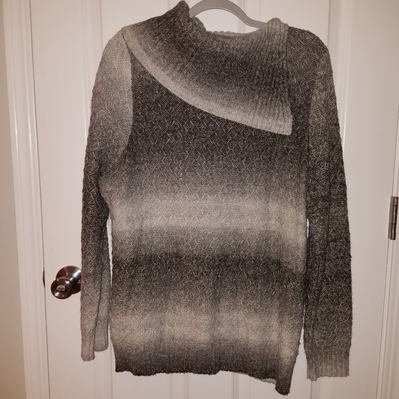 Dress Barn Sweaters - ❗DELETING SOON❗FIRM-Sweater